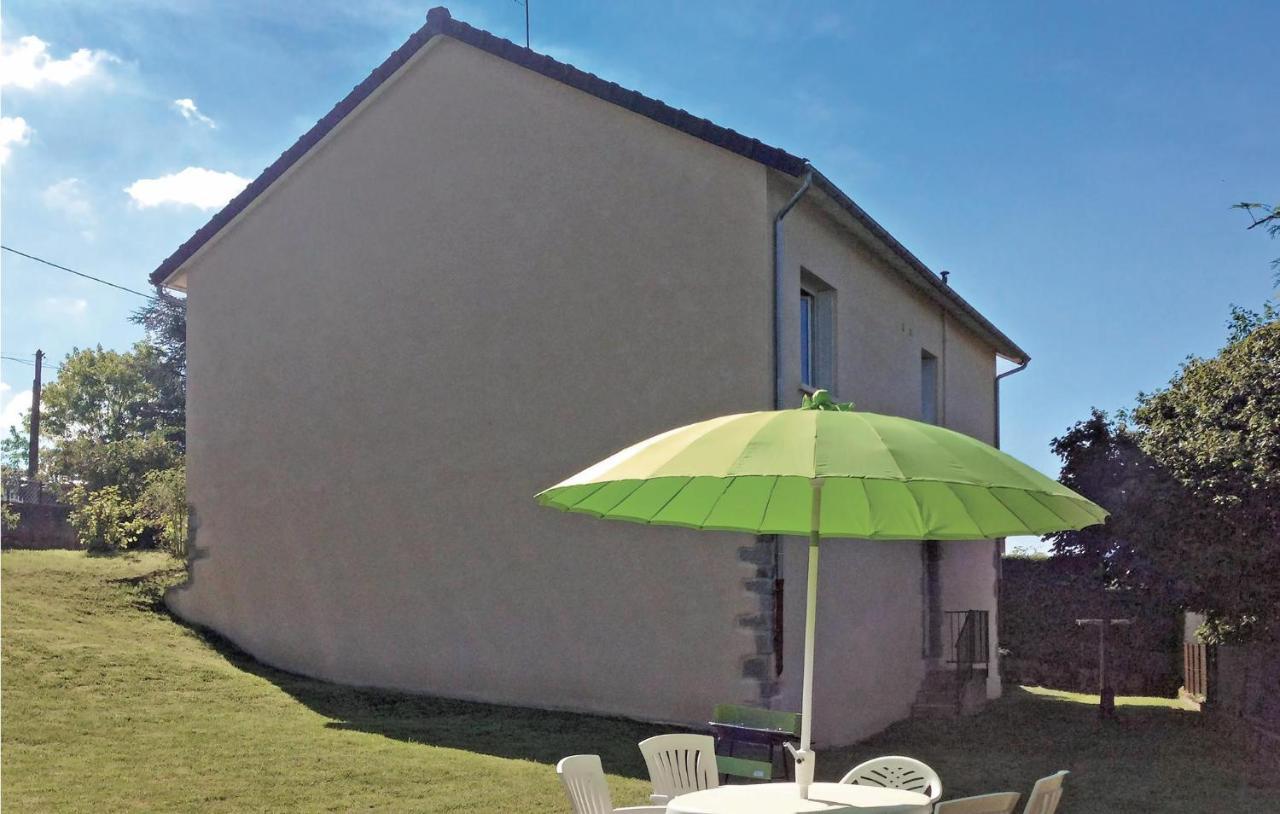 Awesome Home In Peyrat Le Chateau Экстерьер фото